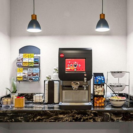 Hotel Concord Syracuse, Ascend Hotel Collection East Syracuse Εξωτερικό φωτογραφία