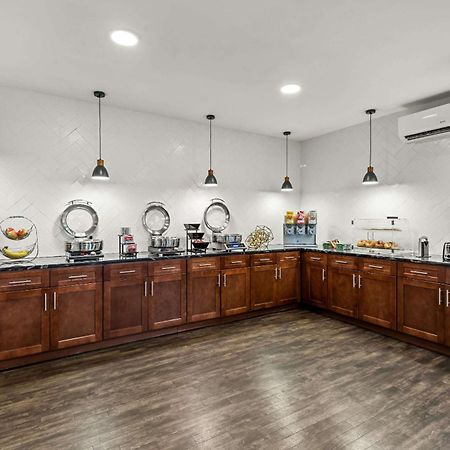 Hotel Concord Syracuse, Ascend Hotel Collection East Syracuse Εξωτερικό φωτογραφία