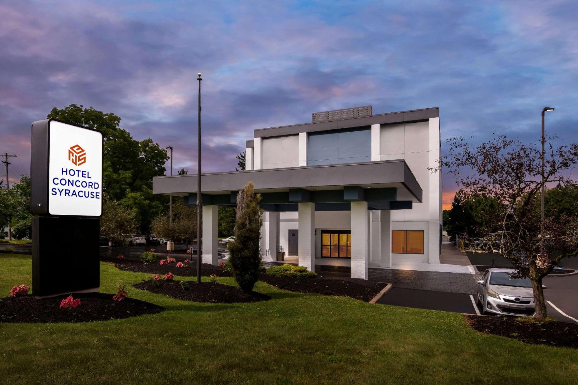 Hotel Concord Syracuse, Ascend Hotel Collection East Syracuse Εξωτερικό φωτογραφία