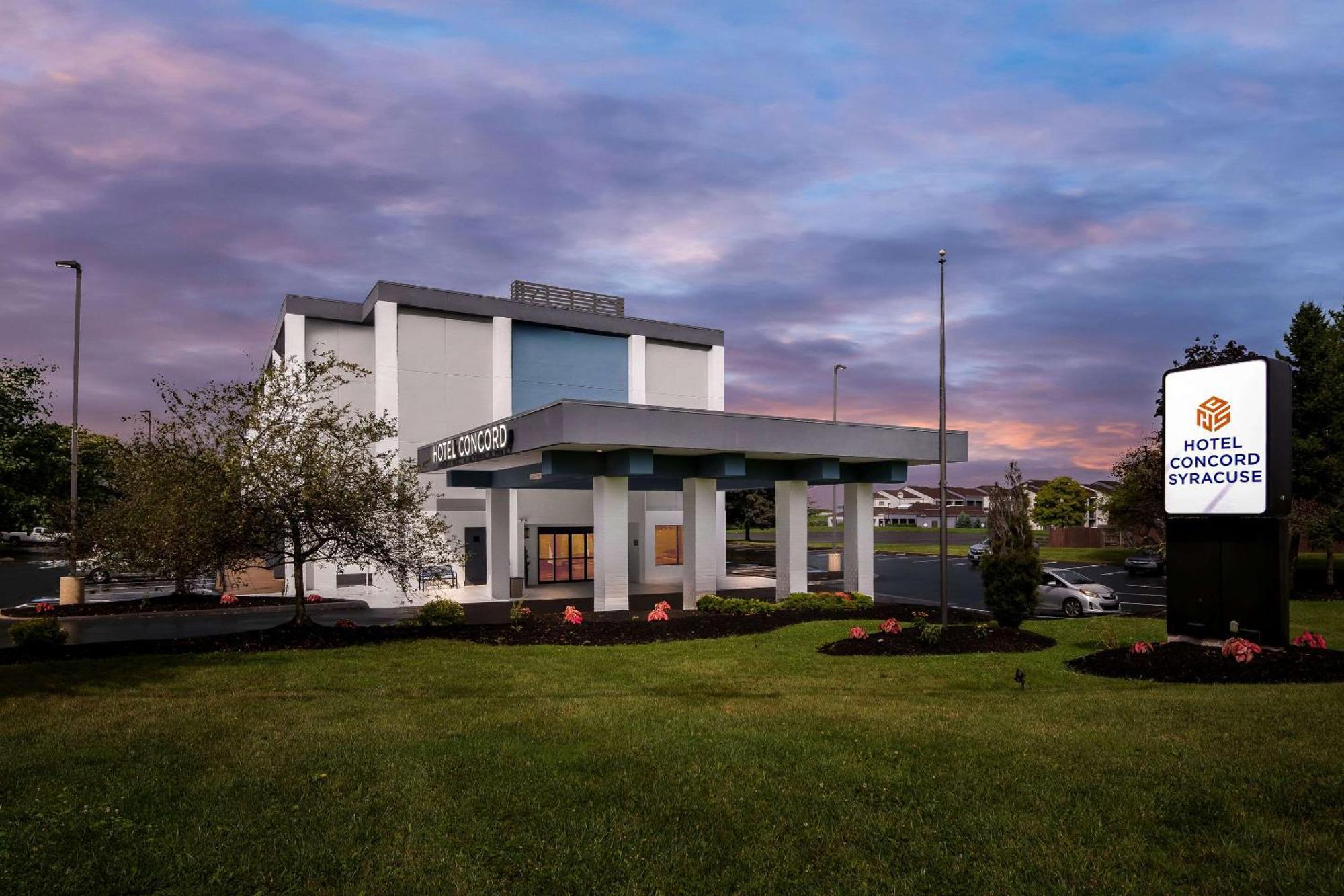 Hotel Concord Syracuse, Ascend Hotel Collection East Syracuse Εξωτερικό φωτογραφία